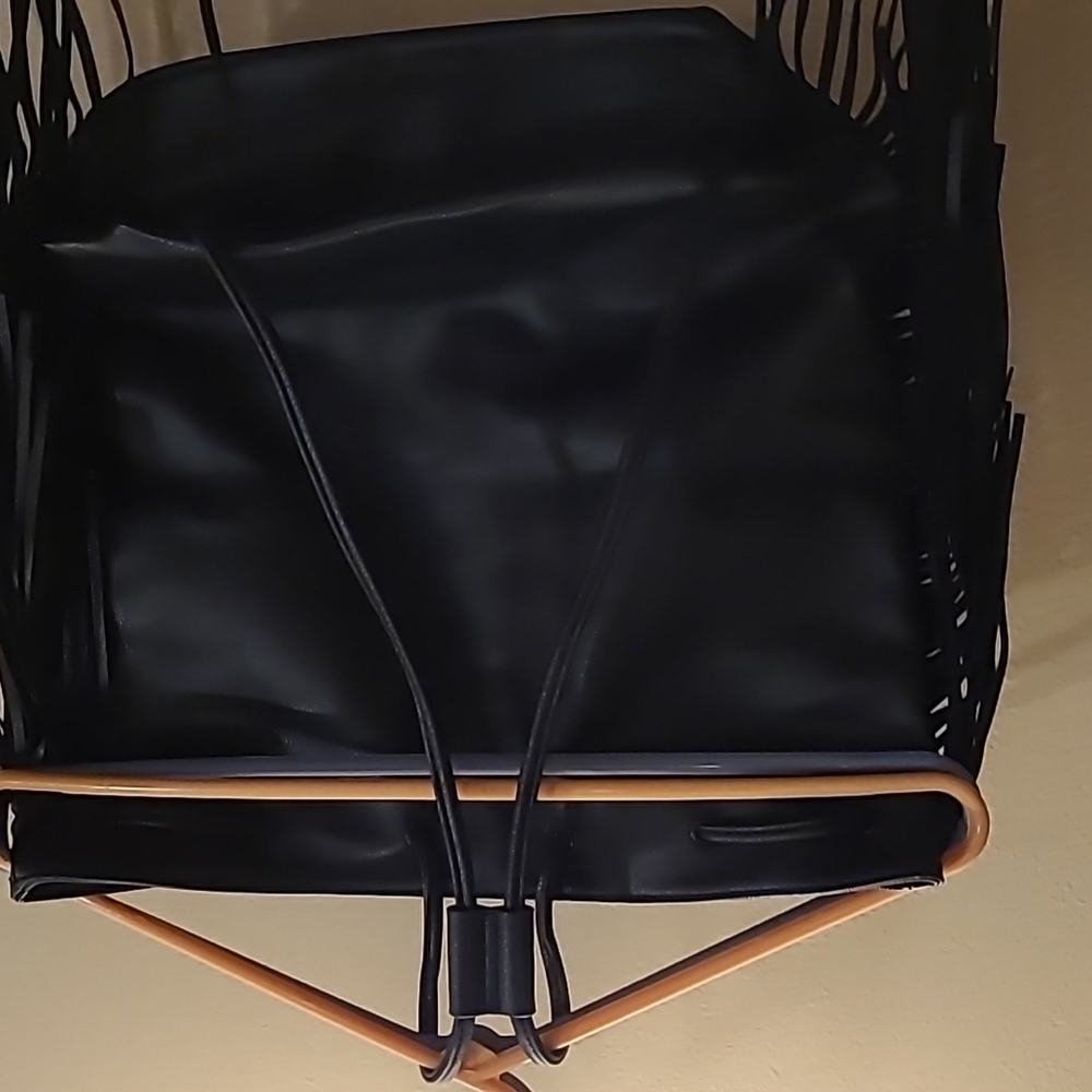 VS Backpack - Picture 2 of 4
